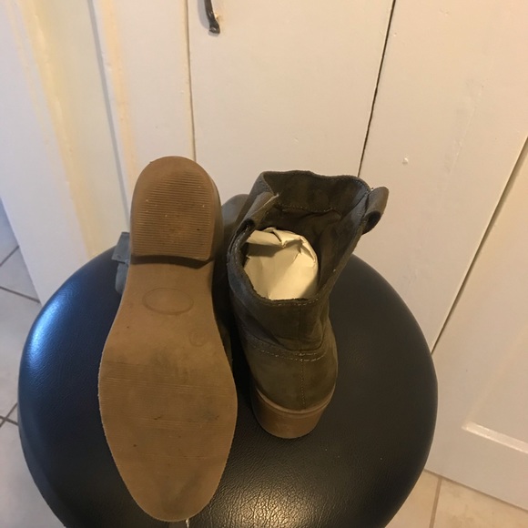 Booties - Picture 2 of 4